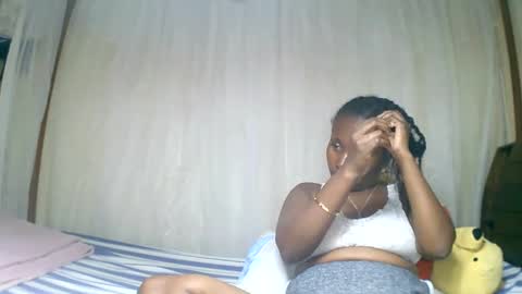 Snapshot of mylindasweet chatting on January 25, 10:08 am linda online show from January 25, 10:08 am