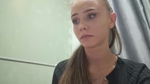 mylittle_flame online show from October 7, 5:10 pm