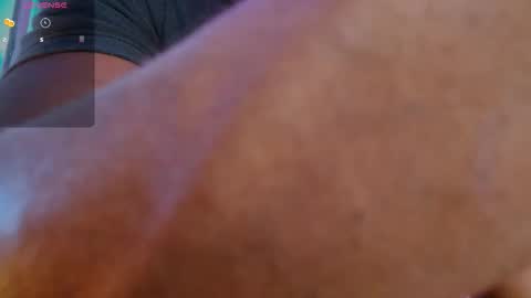 Snapshot of mylowallacee chatting on November 24, 7:24 pm Mylo Wallace online show from November 24, 7:24 pm