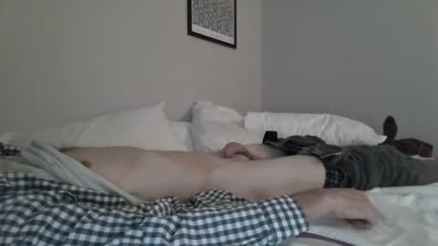 Snapshot of mynaughtyacct chatting on October 16, 10:22 pm Felt like showing off online show from October 16, 10:22 pm