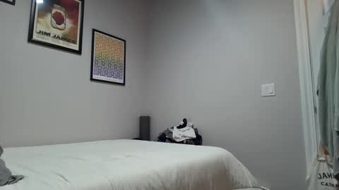 Snapshot of mynaughtyacct chatting on October 31, 10:11 pm Felt like showing off online show from October 31, 10:11 pm