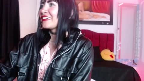 Snapshot of myomi_nix chatting on January 21, 2:43 am myomi online show from January 21, 2:43 am