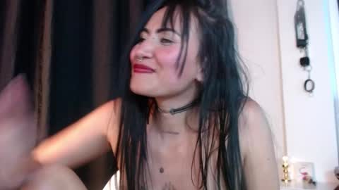 Snapshot of myomi_nix chatting on January 22, 9:24 am myomi online show from January 22, 9:24 am