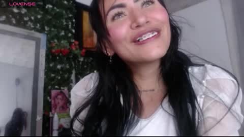 Snapshot of myomi_nix chatting on December 18, 12:17 am myomi online show from December 18, 12:17 am