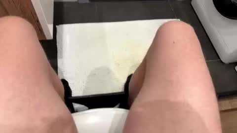 Ricky online show from November 2, 9:28 pm