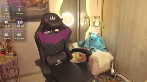 S A R A online show from October 8, 12:03 pm