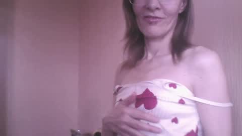 mysterious_blondy online show from April 21, 6:09 am