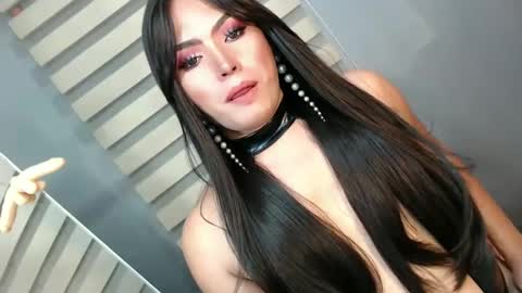 SUPPORT GODDESS TRISHA  AND DONT FORGET TO FOLLOW ME online show from January 26, 1:52 am