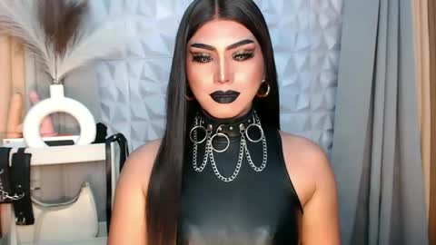 SUPPORT GODDESS TRISHA  AND DONT FORGET TO FOLLOW ME online show from September 16, 2:51 pm