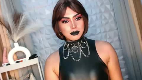 SUPPORT GODDESS TRISHA  AND DONT FORGET TO FOLLOW ME online show from September 22, 8:27 am