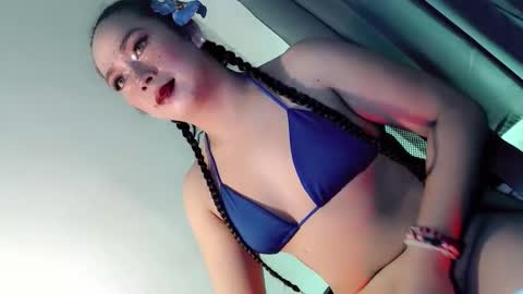 kimmy online show from November 7, 2:55 am