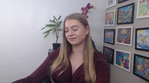 Erica online show from December 19, 4:02 pm