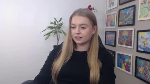 Erica online show from December 20, 4:04 pm