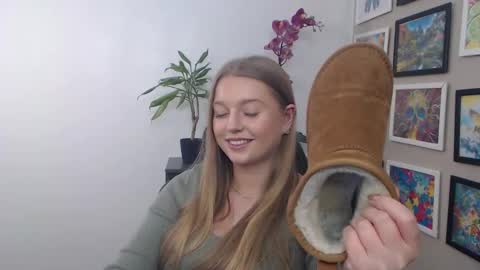 Erica online show from January 16, 12:42 pm