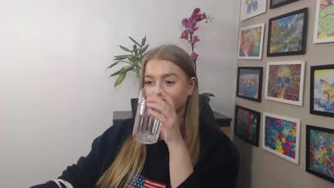 Erica online show from February 22, 11:57 am