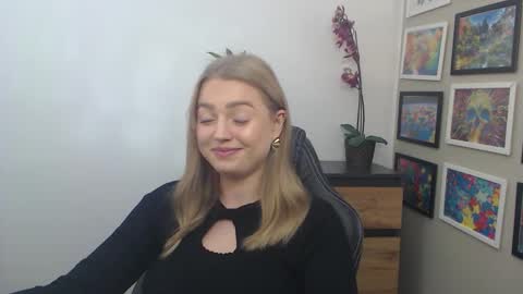 Erica online show from September 30, 9:25 am