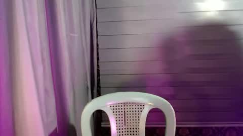 UR GIRL NEXTDOOR online show from December 16, 2:22 pm