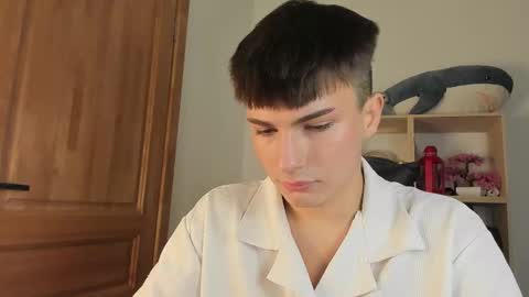 Evan Brown online show from November 17, 12:55 pm