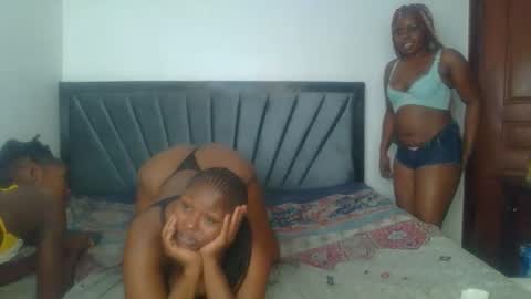 mystic_saucy online show from November 27, 11:40 pm