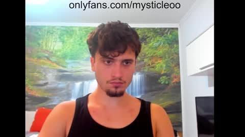 Mystic Leo online show from December 4, 9:29 am