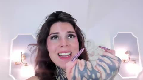 Misteika online show from September 22, 3:36 pm