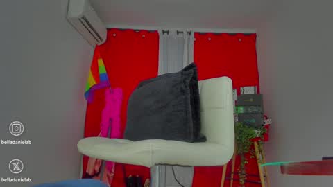   IG belladanielab online show from February 1, 7:26 am