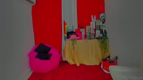   IG belladanielab online show from November 3, 4:58 am