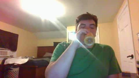 Snapshot of mytchy chatting on December 9, 4:23 am Mytchy online show from December 9, 4:23 am