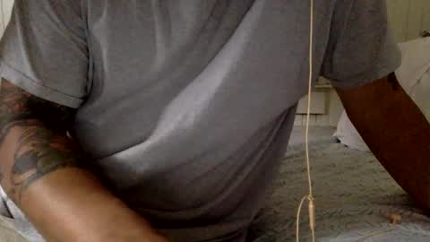 Snapshot of mywi11yisbiggy chatting on February 16, 8:55 pm str8 dom alphaAsian Daddy type. sorry not bi or curious but i dont judgediscrimenate. online show from February 16, 8:55 pm