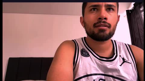 Hi Im Axel online show from January 15, 7:50 pm