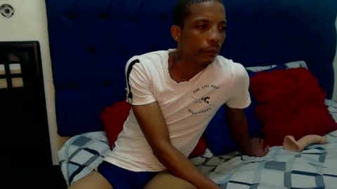 Snapshot of mzansihottestcouple chatting on February 20, 9:42 pm mzansihottestcouple online show from February 20, 9:42 pm