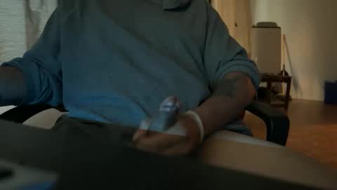 n1_ca online show from October 5, 12:03 pm