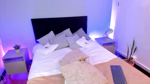 AMY online show from November 27, 7:38 pm