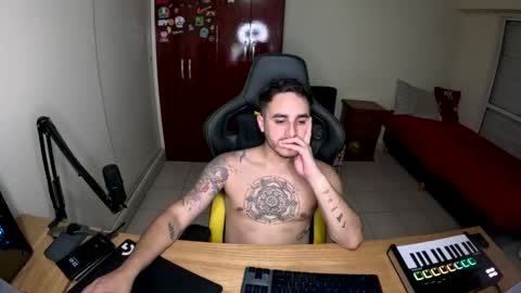 Snapshot of naaapu chatting on December 18, 2:42 am naaapu online show from December 18, 2:42 am