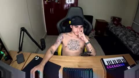 Snapshot of naaapu chatting on December 21, 4:19 am naaapu online show from December 21, 4:19 am