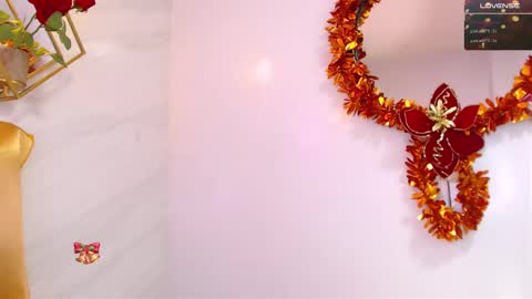 naamah_b online show from December 20, 6:02 pm