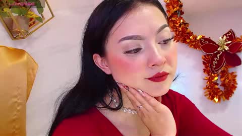 naamah_b online show from December 28, 1:49 pm