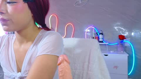 naaomi_cute online show from April 9, 9:53 pm