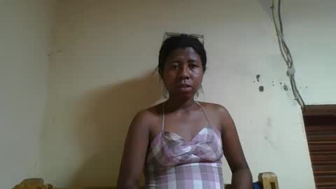 nadiasando online show from December 5, 7:17 am