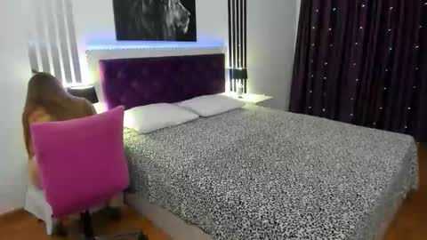 NadinGracefull online show from February 16, 6:59 pm