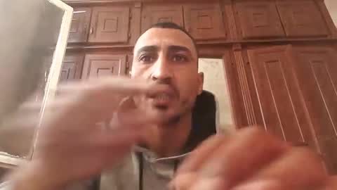 V online show from January 12, 12:21 pm