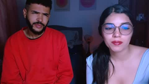 Snapshot of naduu__xx chatting on December 10, 1:00 am naduu__xx online show from December 10, 1:00 am