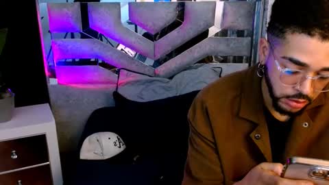 Snapshot of naduu__xx chatting on October 25, 3:58 am naduu__xx online show from October 25, 3:58 am