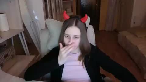 naebina online show from September 25, 9:46 am