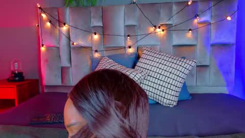  VICTORIA  online show from February 27, 7:58 pm