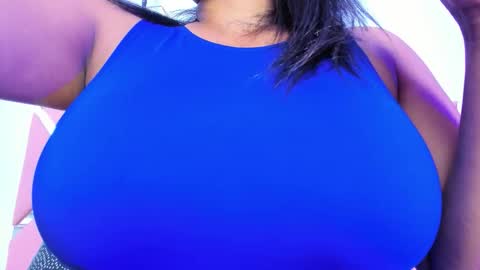 Nahomy online show from November 12, 8:08 pm