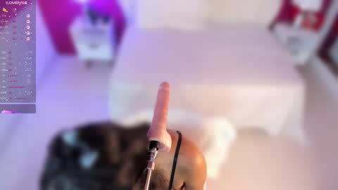 Nahomy Roberts online show from February 25, 12:03 pm