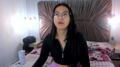 nai_blue online show from October 9, 4:32 am