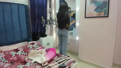 nai_blue online show from October 18, 11:55 am