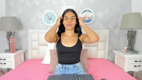 naia_cox online show from October 25, 3:47 am